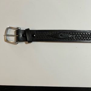 BLACK Leather Belt Basket Weave Hand Tooled SIZE 30"  Made In Mexico